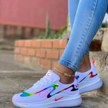 Sneakers & Athletic Shoes